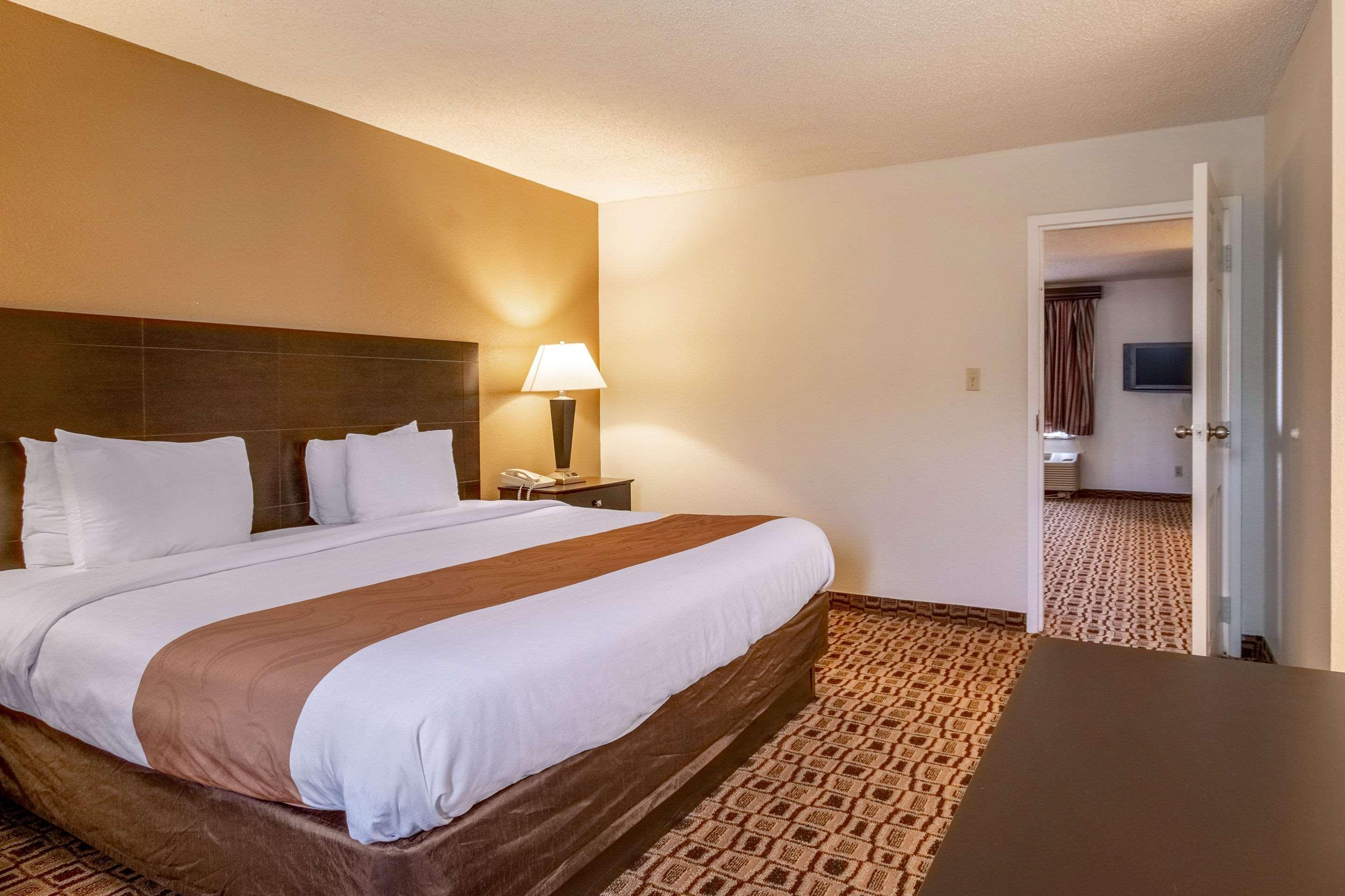 Coratel Plus Suites Wichita West Airport المظهر الخارجي الصورة