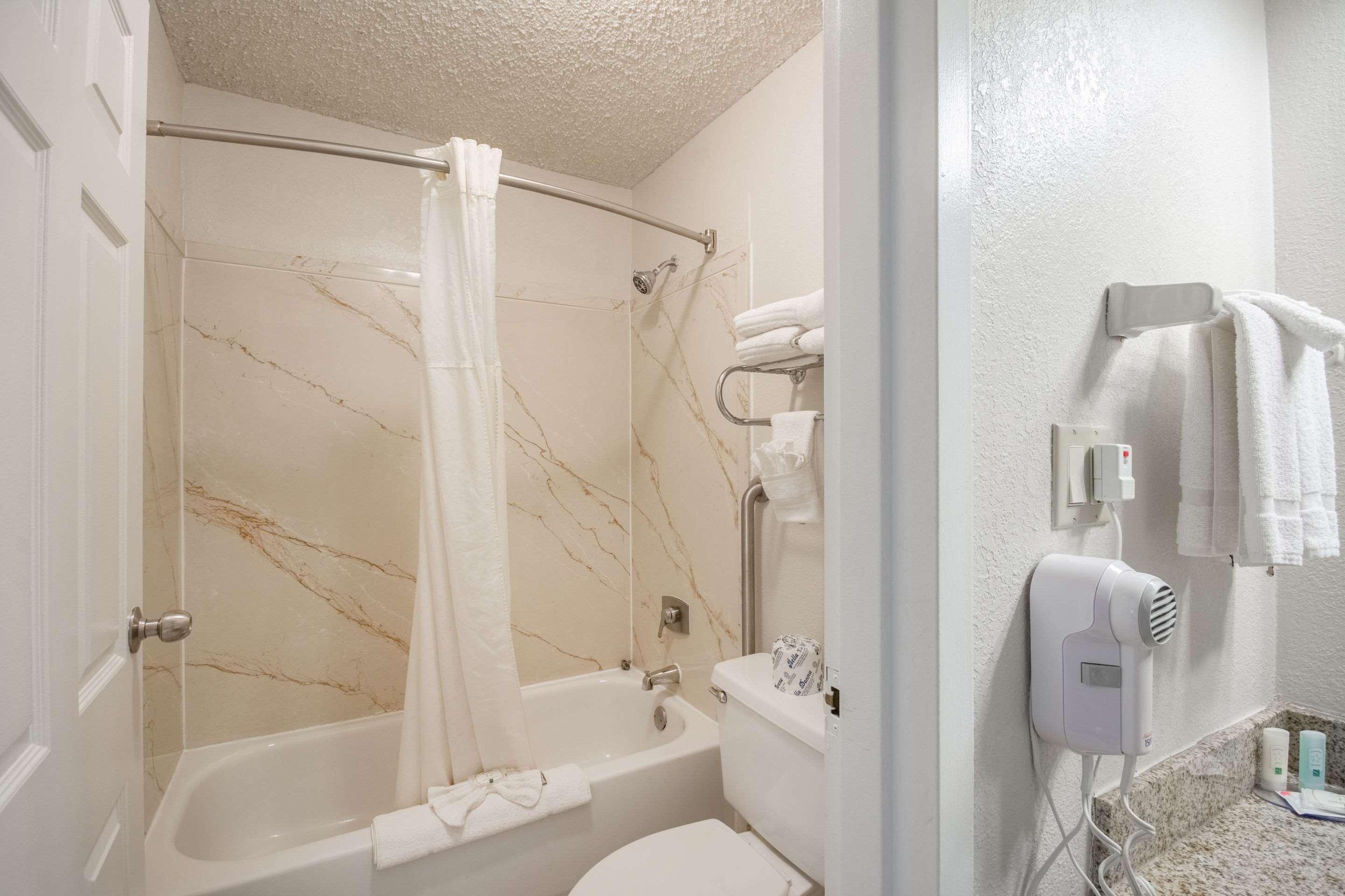 Coratel Plus Suites Wichita West Airport المظهر الخارجي الصورة