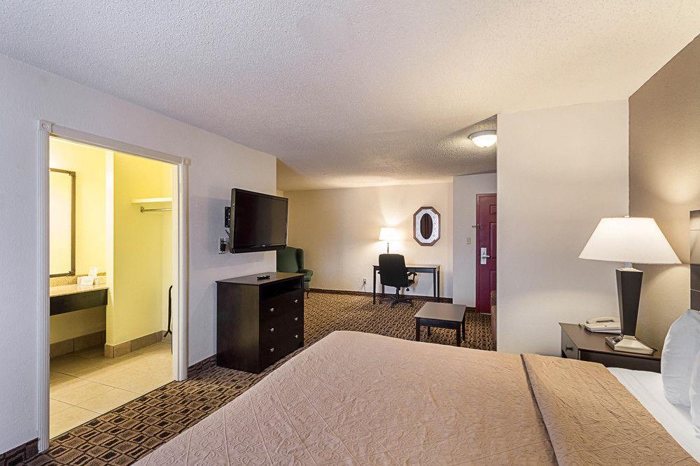 Coratel Plus Suites Wichita West Airport المظهر الخارجي الصورة