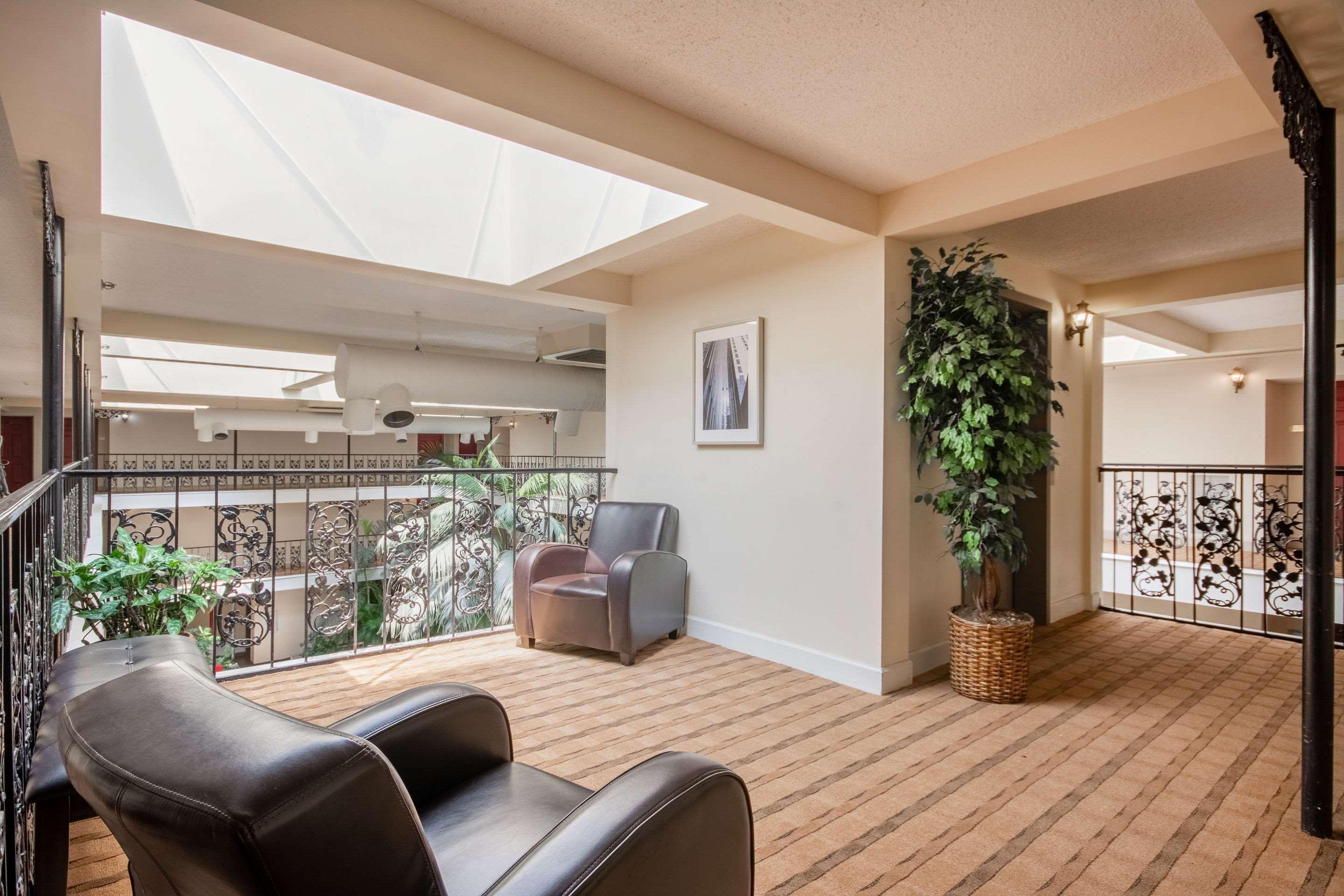 Coratel Plus Suites Wichita West Airport المظهر الخارجي الصورة