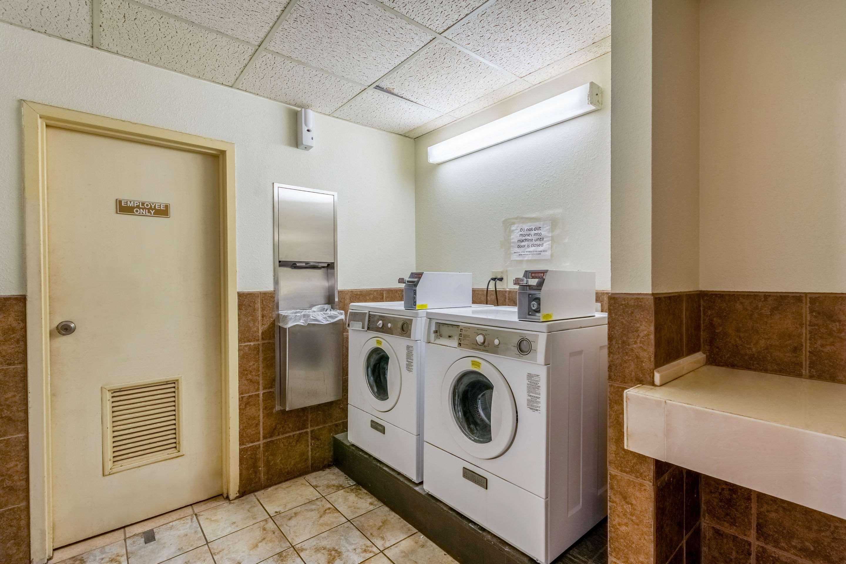 Coratel Plus Suites Wichita West Airport المظهر الخارجي الصورة